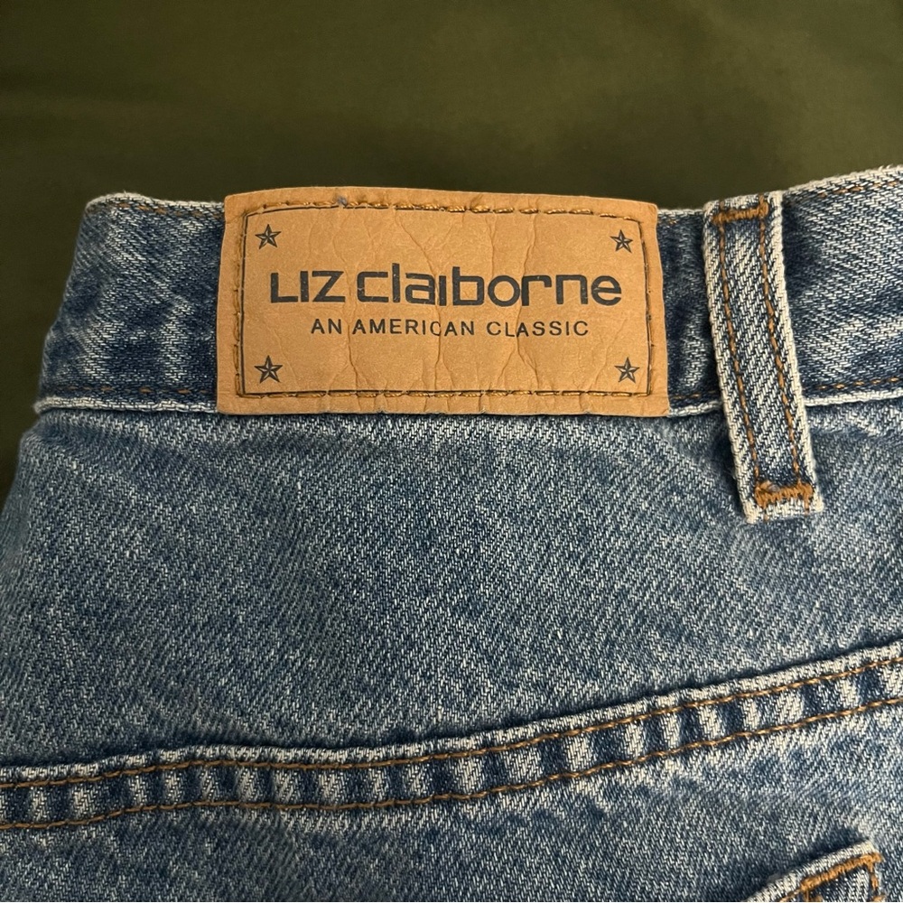 Blue Mid-High Rise Jeans - Picture 4 of 4